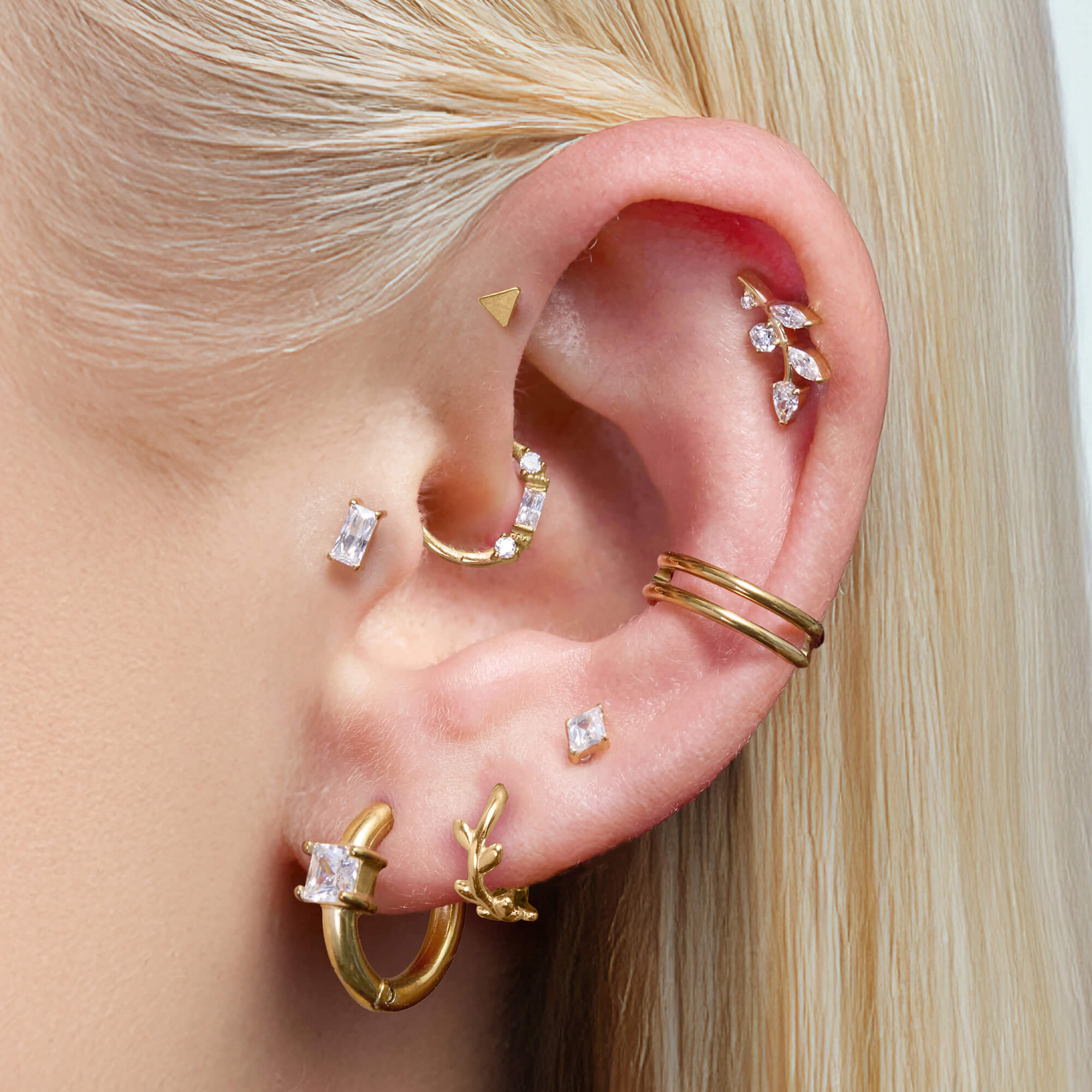 White Square Chubby Hoops (18G)